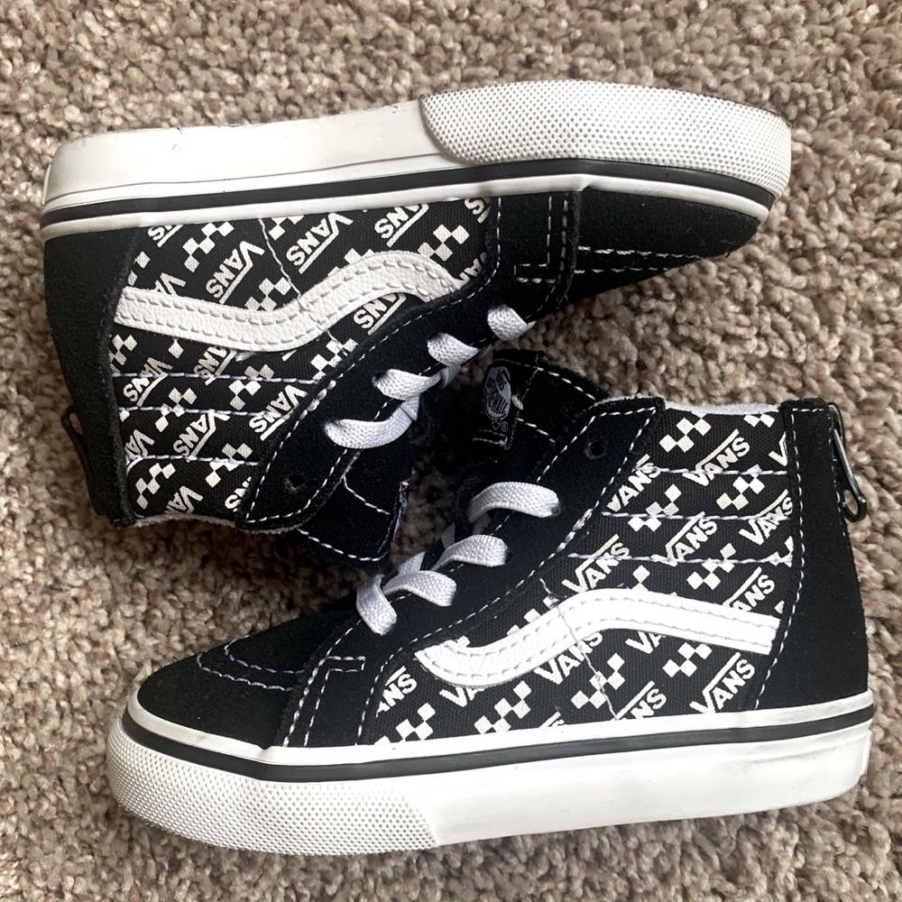 Vans - 7C